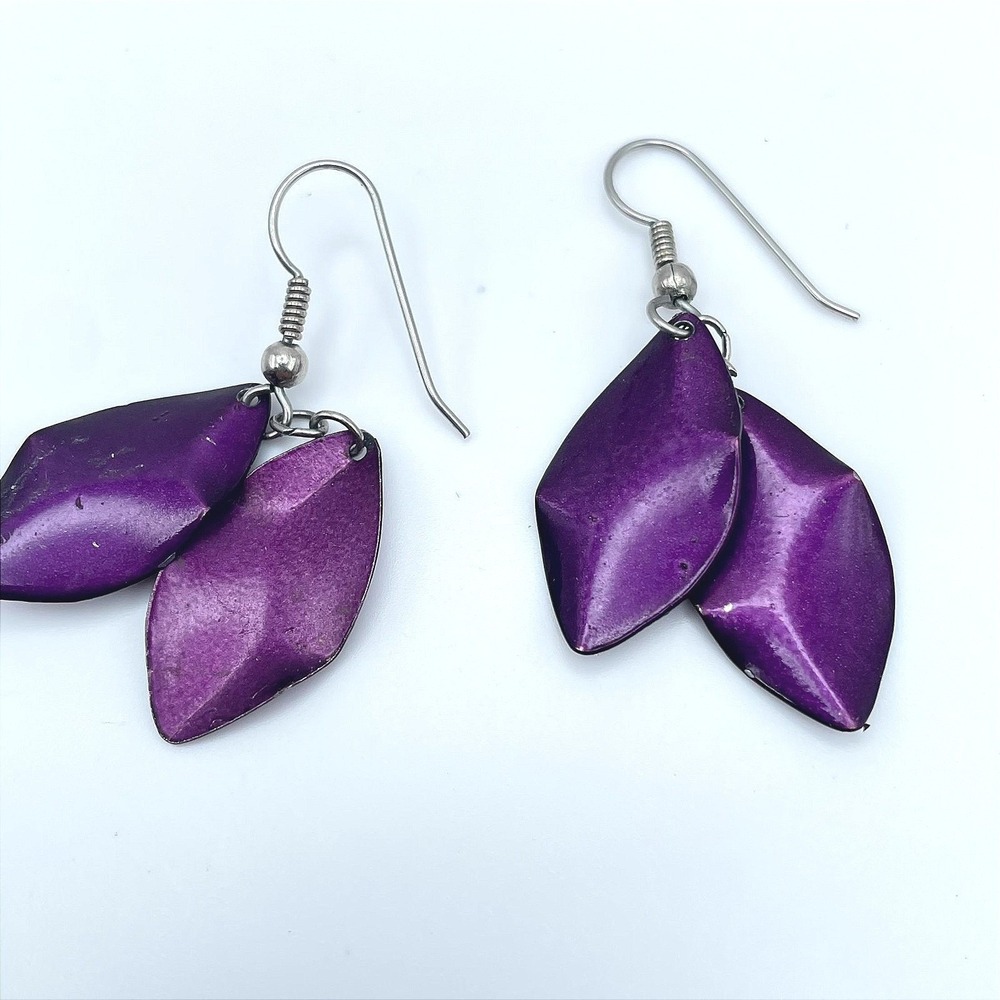Vintage Silver-Tone Classic Purple Metal Curved Leaf Dangle French Hook Earrings